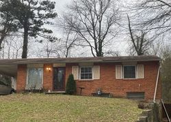 Pre-foreclosure in  FAIRLANE DR NW Atlanta, GA 30331