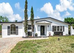 Pre-foreclosure in  NW 21ST AVE Boynton Beach, FL 33435