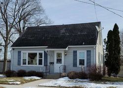 Pre-foreclosure Listing in S 3RD ST WATERTOWN, WI 53094