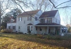 Pre-foreclosure in  N KEITH RD Hampton, VA 23669
