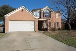 Pre-foreclosure in  ARAMIS DR Arlington, TX 76016