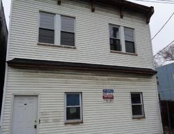 Pre-foreclosure in  GORDON ST Staten Island, NY 10304