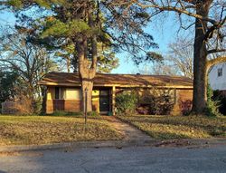 Pre-foreclosure in  N CLEVELAND ST Little Rock, AR 72205