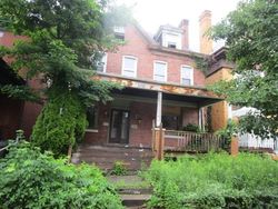 Pre-foreclosure Listing in WHITNEY AVE PITTSBURGH, PA 15221
