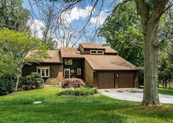 Pre-foreclosure in  FOX RIDGE RD Glenmoore, PA 19343