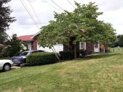 Pre-foreclosure in  S BEVERLY DR Aliquippa, PA 15001