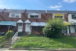 Pre-foreclosure in  MULBERRY ST Darby, PA 19023