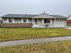 Pre-foreclosure in  LEYCROSS DR Dayton, OH 45424