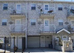 Pre-foreclosure in  97TH AVE South Richmond Hill, NY 11419