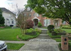 Pre-foreclosure in  WINDERMERE DR Moorestown, NJ 08057