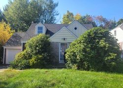 Pre-foreclosure Listing in LAKEVIEW ST RIVER EDGE, NJ 07661