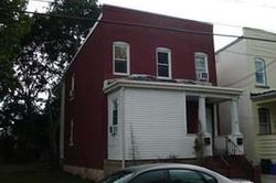 Pre-foreclosure Listing in SALEM AVE CARTERET, NJ 07008