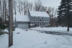 Pre-foreclosure in  LAMINGTON PL Stratham, NH 03885