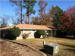 Pre-foreclosure in  WINDWARD RD Jackson, MS 39206