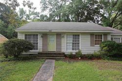 Pre-foreclosure in  NAPLES RD Jackson, MS 39206
