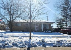 Pre-foreclosure in  SUNBURST Center Line, MI 48015