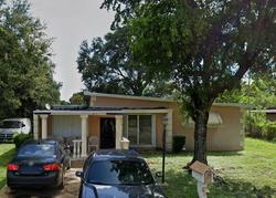Pre-foreclosure in  NW 21ST CT Miami, FL 33167