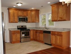 Pre-foreclosure Listing in LEONARDTOWN RD WALDORF, MD 20601