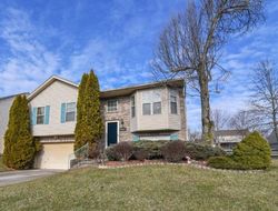 Pre-foreclosure in  FALCON RIDGE DR Independence, KY 41051