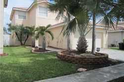 Pre-foreclosure in  SW 20TH CT Hollywood, FL 33029