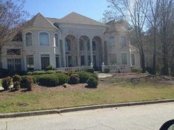 Pre-foreclosure Listing in SENTINAE CHASE DR ROSWELL, GA 30076