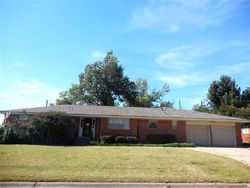 Pre-foreclosure in  S DUANE AVE El Reno, OK 73036