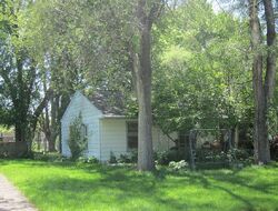 Pre-foreclosure in  EDNA JANE DR Auburn Hills, MI 48326