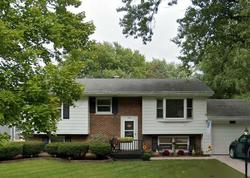 Pre-foreclosure in  FOREST AVE Oswego, IL 60543