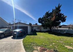 Pre-foreclosure Listing in ROBIN CT YUCAIPA, CA 92399
