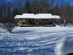 Pre-foreclosure in  KNOYLE RD Erie, PA 16510