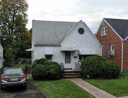 Pre-foreclosure in  PERRY ST Belleville, NJ 07109
