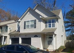 Pre-foreclosure in  RIVER BREEZE CIR Chesapeake, VA 23321