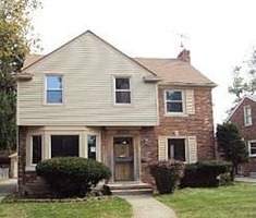 Pre-foreclosure in  WOODMONT AVE Detroit, MI 48227