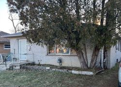 Pre-foreclosure in  W OUTER DR Detroit, MI 48223