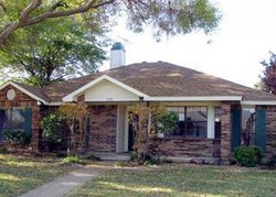 Pre-foreclosure in  CRESTSTONE DR Garland, TX 75040