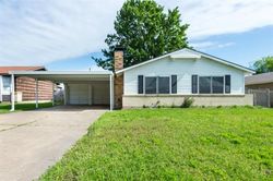 Pre-foreclosure in  ROSEWOOD DR Mesquite, TX 75150
