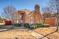 Pre-foreclosure Listing in SADDLEHORN DR IRVING, TX 75063