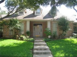 Pre-foreclosure in  CROSS BEND DR Arlington, TX 76016