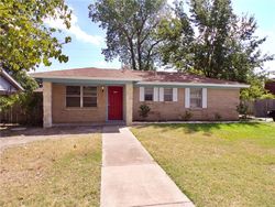 Pre-foreclosure Listing in PAULA LN EULESS, TX 76040