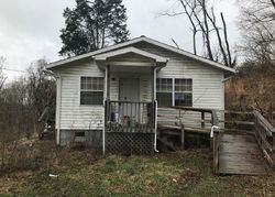 Pre-foreclosure in  BACK VALLEY RD La Follette, TN 37766