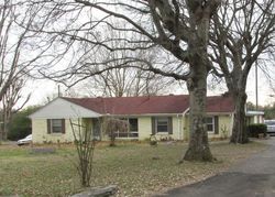 Pre-foreclosure in  RICHLAND CIR Gallatin, TN 37066