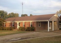 Pre-foreclosure Listing in GARRIGAN RD UNION CITY, TN 38261