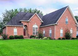Pre-foreclosure in  MARATHON DR Murfreesboro, TN 37129