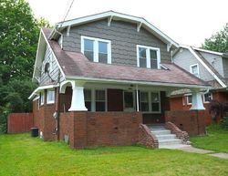 Pre-foreclosure in  21ST ST Cuyahoga Falls, OH 44223