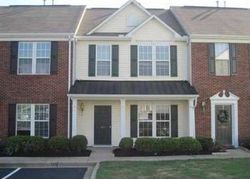 Pre-foreclosure in  SPRING CROSSING CIR Greer, SC 29650