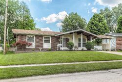 Pre-foreclosure in  URBANDALE DR Florissant, MO 63031