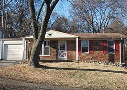 Pre-foreclosure Listing in VILLE ROSA LN HAZELWOOD, MO 63042