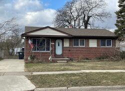  Gloria St, Westland MI