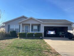  Nottingham Dr, Troy MO