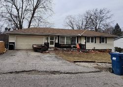 Pre-foreclosure Listing in N MORSE AVE LIBERTY, MO 64068